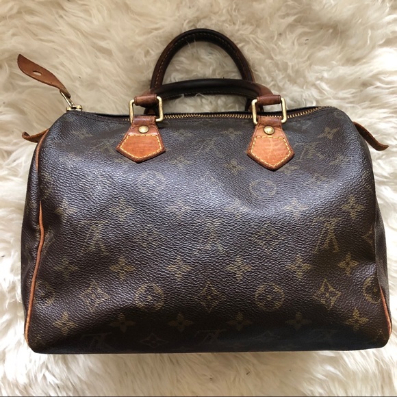 Louis Vuitton Handbags - Louis Vuitton Speedy 25 monogrammed - authentic